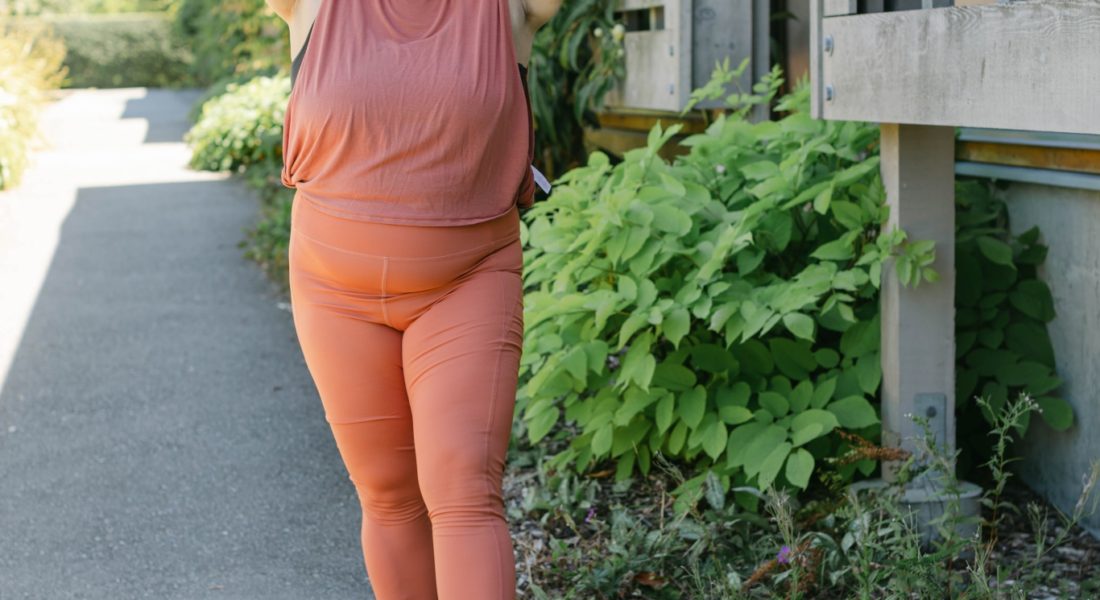 Plus Size Style – Athleisure Outfit Idea